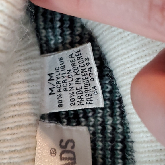 Vintage cottagecore floral sweater - Picture 6 of 9